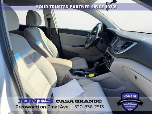 Used 2017 Hyundai Tucson Sport image 15