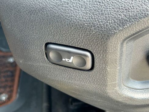 Used 2022 Toyota Tundra 1794 Edition AWD/4WD image 28