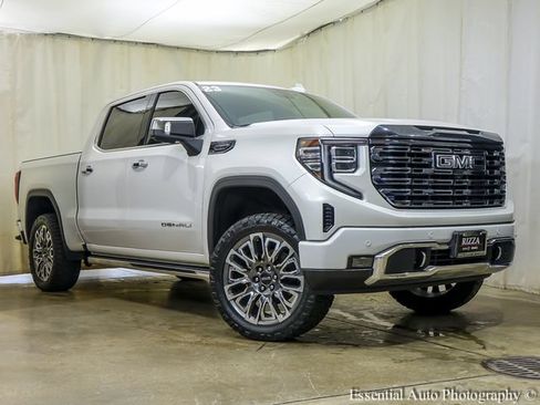 Used 2023 GMC Sierra 1500 Denali Ultimate AWD/4WD image 2