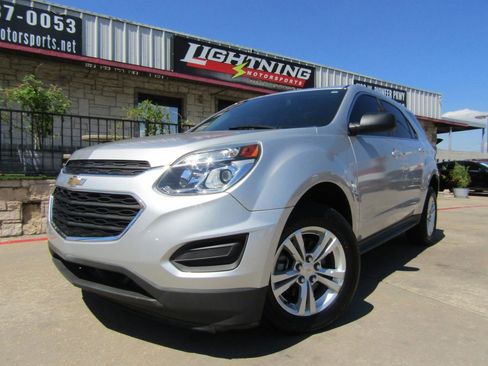 Used 2016 Chevrolet Equinox LS FWD image 1