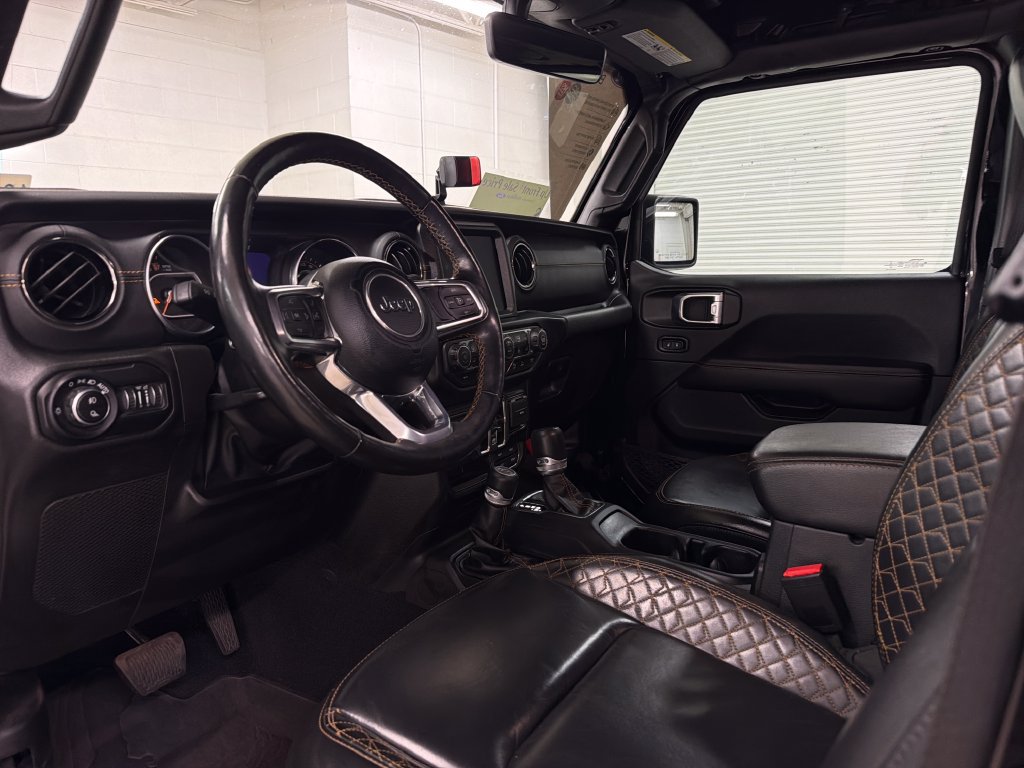 Used 2022 Jeep Gladiator Overland AWD/4WD image 6