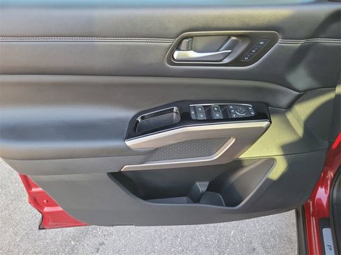 Certified 2023 Nissan Pathfinder Platinum image 16