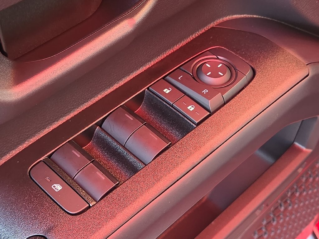New 2026 Toyota 4Runner SR5 AWD/4WD image 18