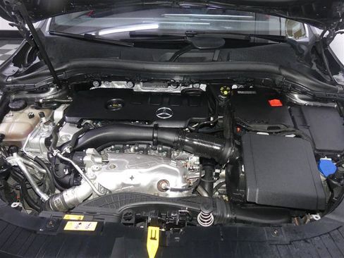 Used 2023 Mercedes-Benz GLA 250 image 12