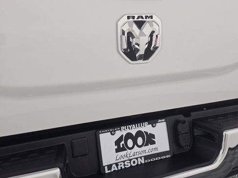 Used 2024 RAM 2500 Big Horn image 13