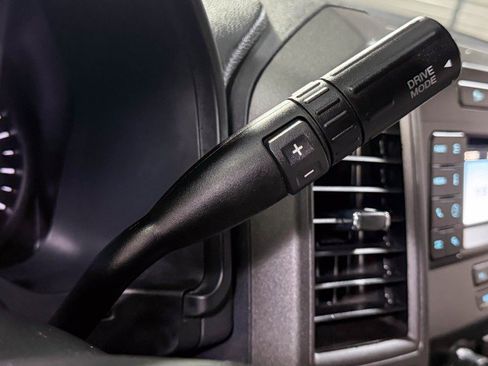 Used 2022 Ford F250 XL w/ Power Equipment Group image 24