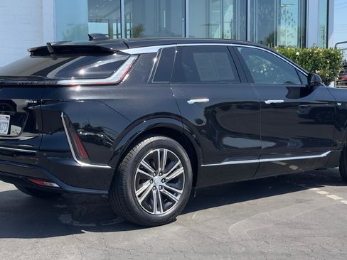 Used 2024 Cadillac Lyriq Luxury RWD image 4