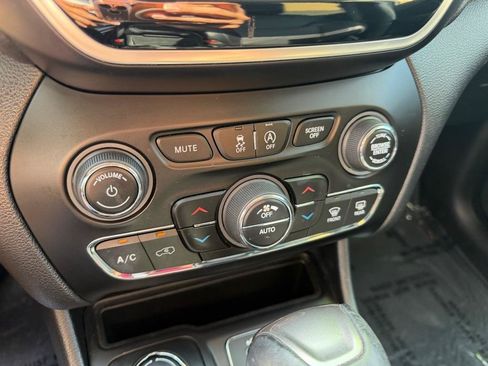 Used 2020 Jeep Cherokee Limited AWD/4WD image 44