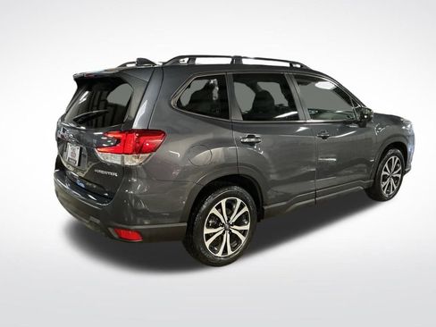 Certified 2023 Subaru Forester Limited image 6