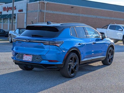 New 2026 Chevrolet Equinox EV RS image 3