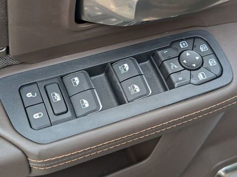 New 2026 RAM 2500 Limited AWD/4WD image 11