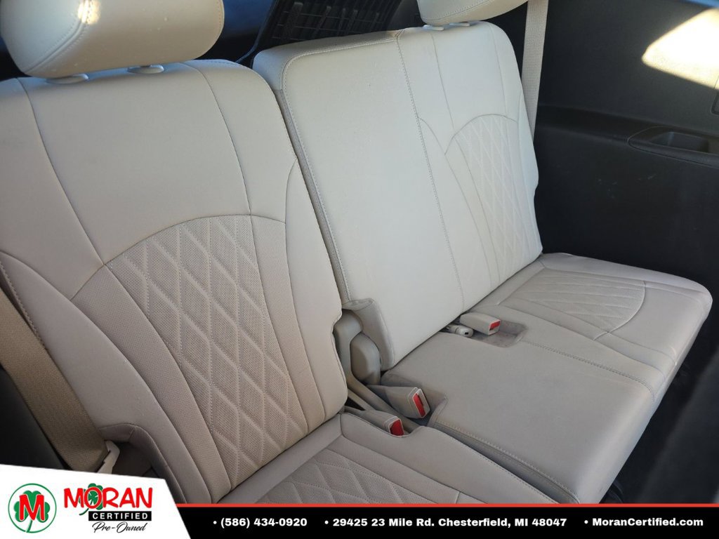 Used 2023 Buick Enclave Avenir w/ Avenir Technology Package AWD/4WD image 17