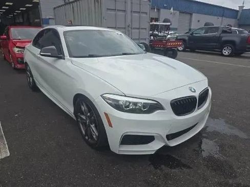 Used 2018 BMW M240i Coupe RWD image 3