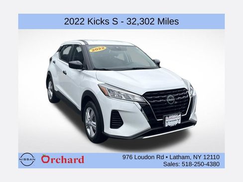Used 2022 Nissan Kicks S w/ Interior Electronics Package FWD image 1