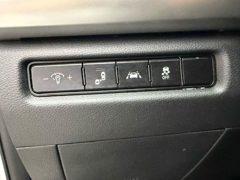 Used 2020 Kia Telluride S w/ S 8 Passenger Seating Package AWD/4WD image 22