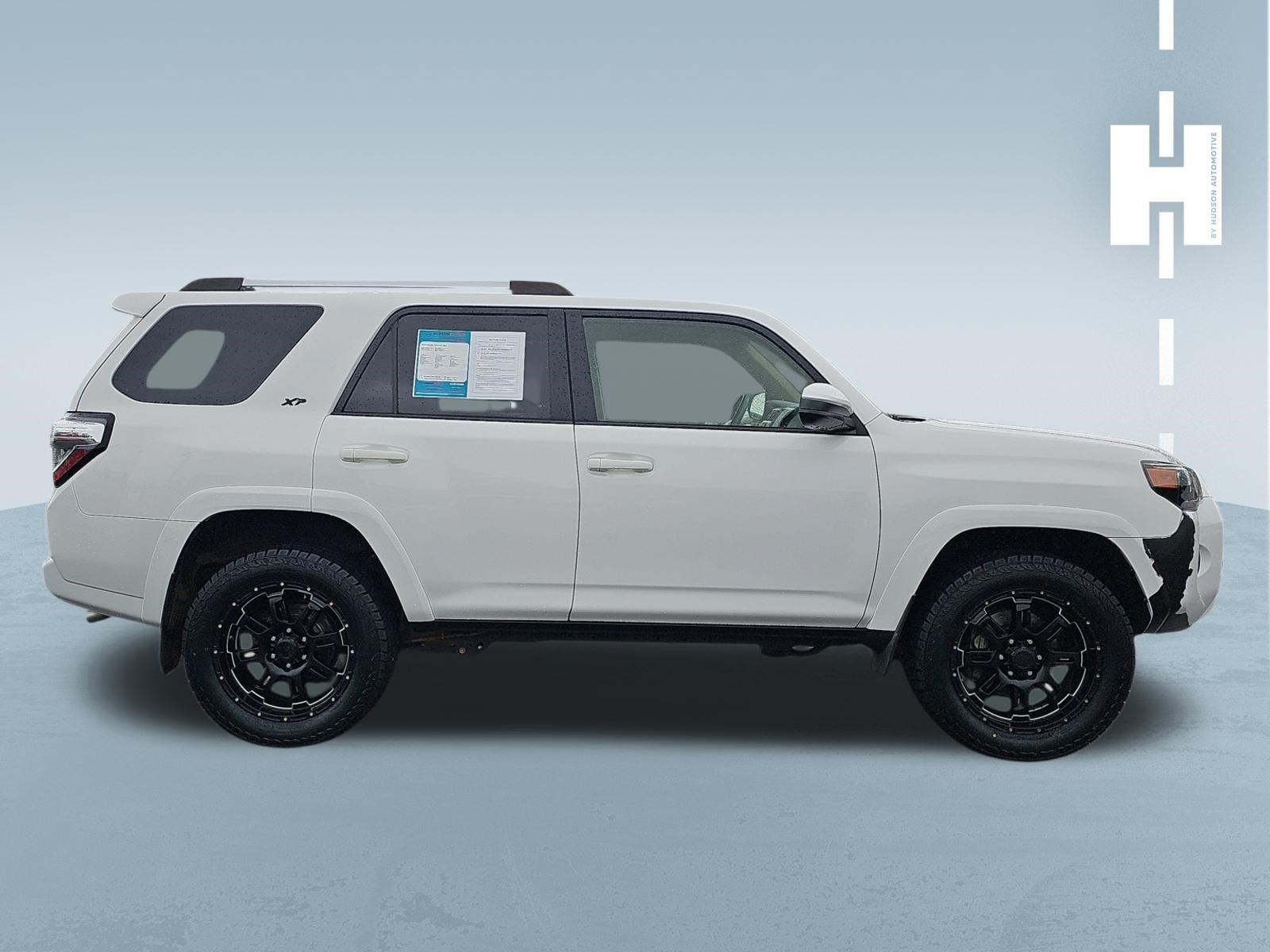 Used 2019 Toyota 4Runner SR5 AWD/4WD image 3
