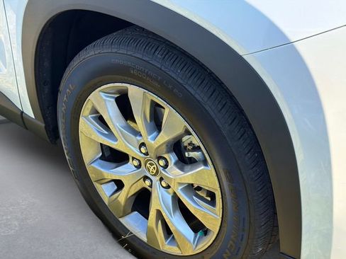 Used 2026 Toyota Grand Highlander FWD image 5