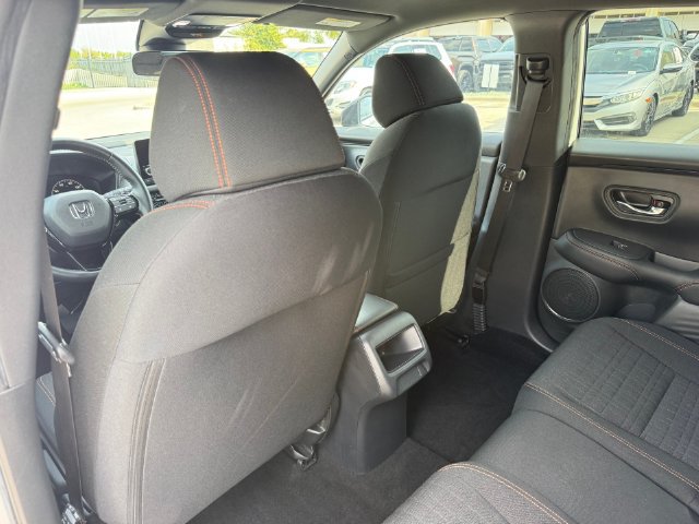 Used 2023 Honda HR-V Sport image 24