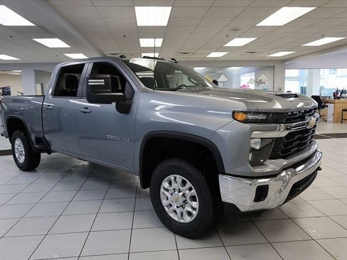 New 2026 Chevrolet Silverado 2500 LT w/ Snow Plow Prep/Camper Package AWD/4WD image 8