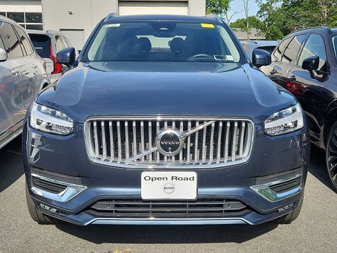 Used 2023 Volvo XC90 B5 Plus w/ Protection Package Premier AWD/4WD image 2