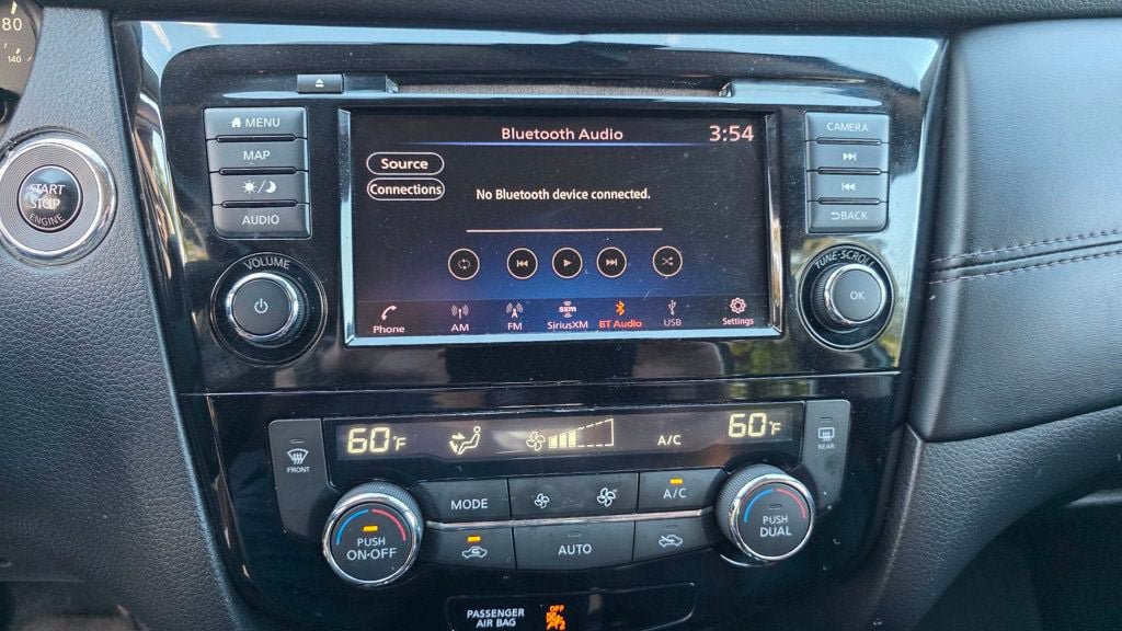 Used 2018 Nissan Rogue SL AWD/4WD image 22