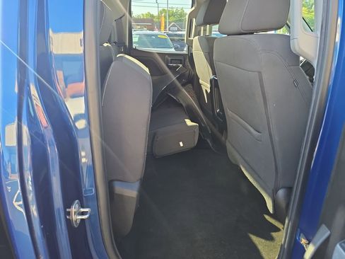 Used 2017 Chevrolet Silverado 1500 LT w/ All Star Edition image 28