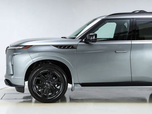 New 2026 INFINITI QX80 4WD image 44