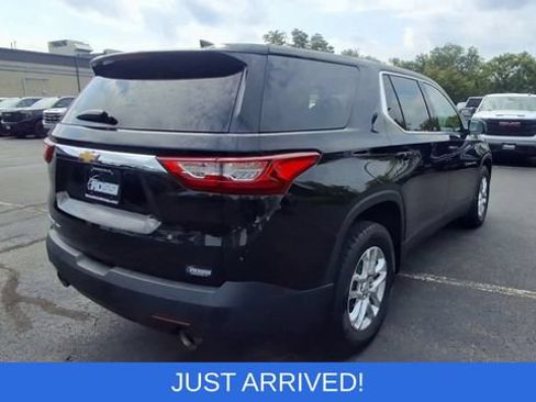 Used 2021 Chevrolet Traverse LS AWD/4WD image 8