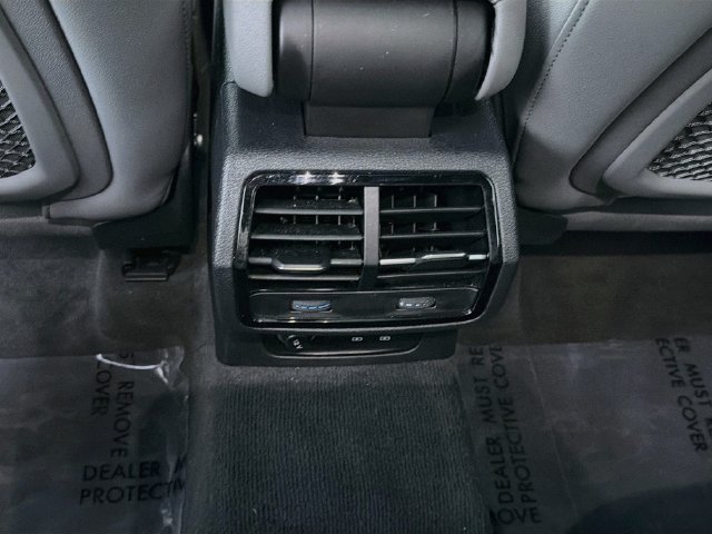 Used 2024 Audi Q3 2.0T Premium Plus AWD/4WD image 19
