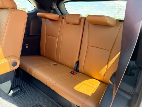 Certified 2026 Toyota Highlander Platinum image 25