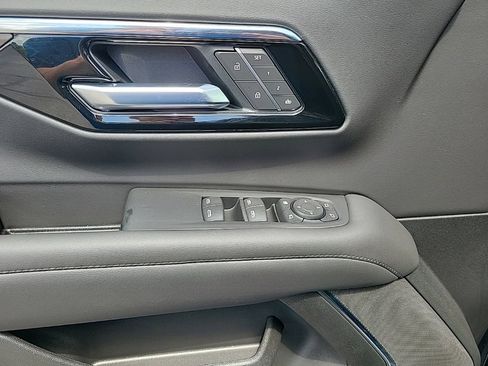 New 2025 Chevrolet Suburban Z71 w/ Z71 Off-Road Package image 7