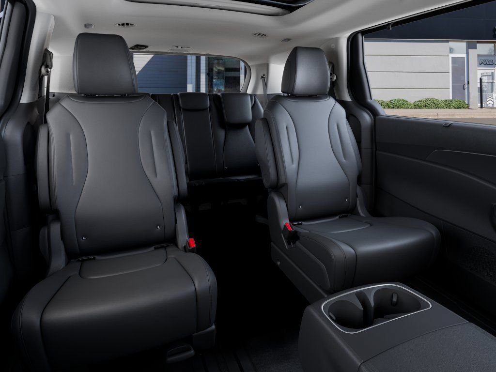 New 2027 Kia Carnival SX w/ Dark Edition Package FWD image 19