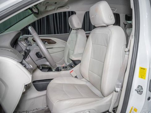 Used 2020 GMC Terrain Denali w/ Denali Premium Package image 10