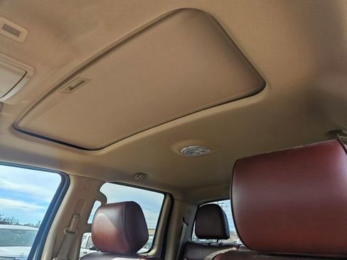 Used 2013 Ford F150 King Ranch w/ King Ranch Luxury Pkg image 11