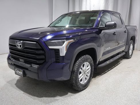 Used 2024 Toyota Tundra SR5 w/ SR5 Premium Package AWD/4WD image 7