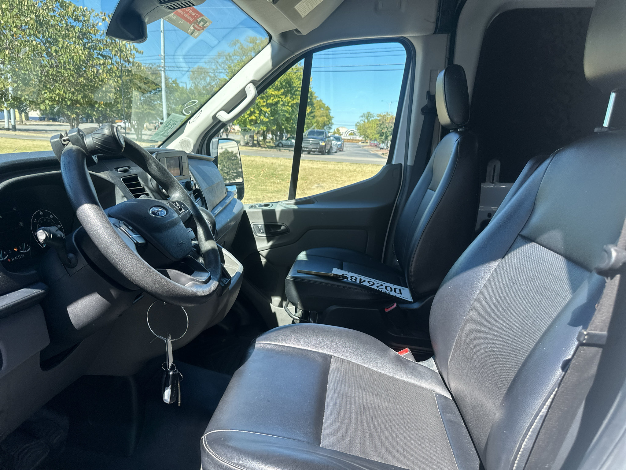 Used 2023 Ford Transit 250 Medium Roof w/ Load Area Protection Package RWD image 14