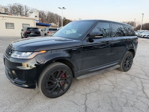 Used 2018 Land Rover Range Rover Sport HSE Dynamic image 3
