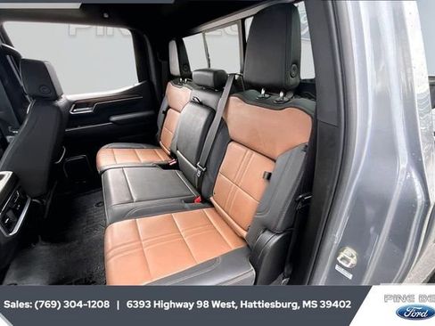 Used 2023 Chevrolet Silverado 1500 High Country image 20