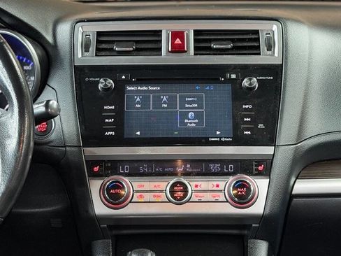 Used 2017 Subaru Legacy 2.5i Limited AWD/4WD image 11