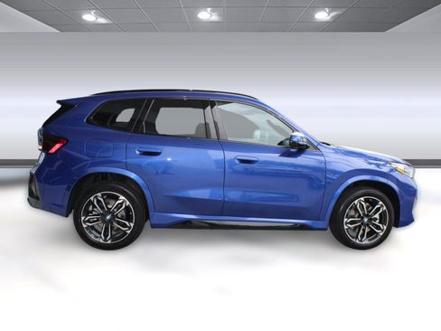 Used 2026 BMW X1 xDrive28i w/ Technology Package image 8