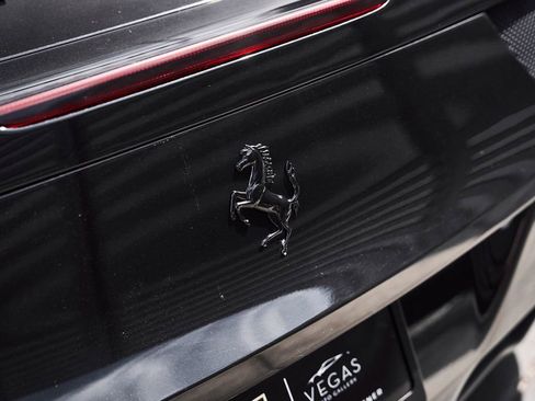 Used 2013 Ferrari 458 Spider RWD image 11