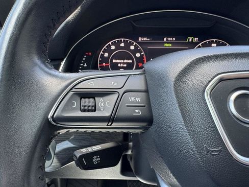 Used 2018 Audi Q7 3.0T Prestige AWD/4WD image 29