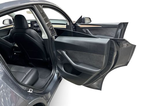 Certified 2022 Tesla Model Y Performance AWD/4WD image 12