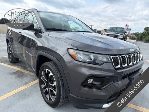 Used 2023 Jeep Compass Limited AWD/4WD image 5