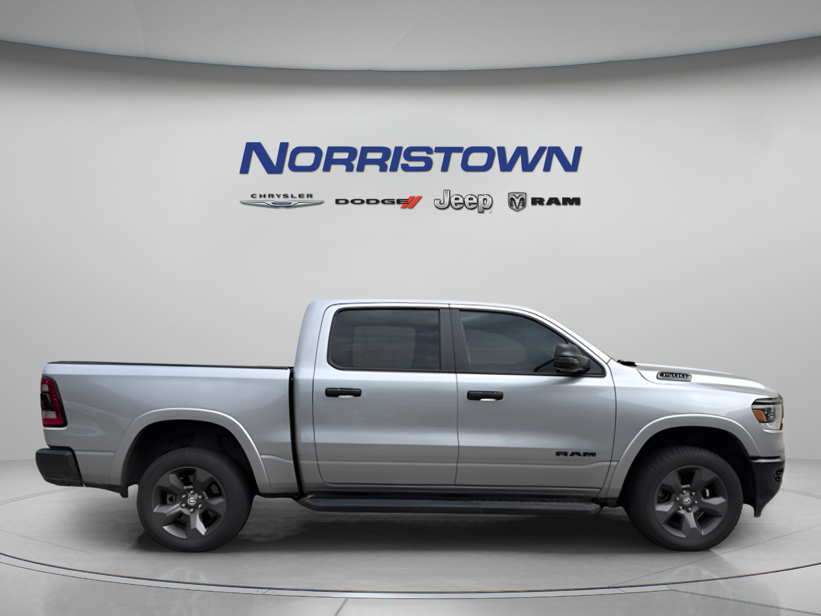 Used 2024 RAM 1500 Big Horn AWD/4WD image 8