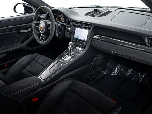Certified 2019 Porsche 911 GT3 RS RWD image 11