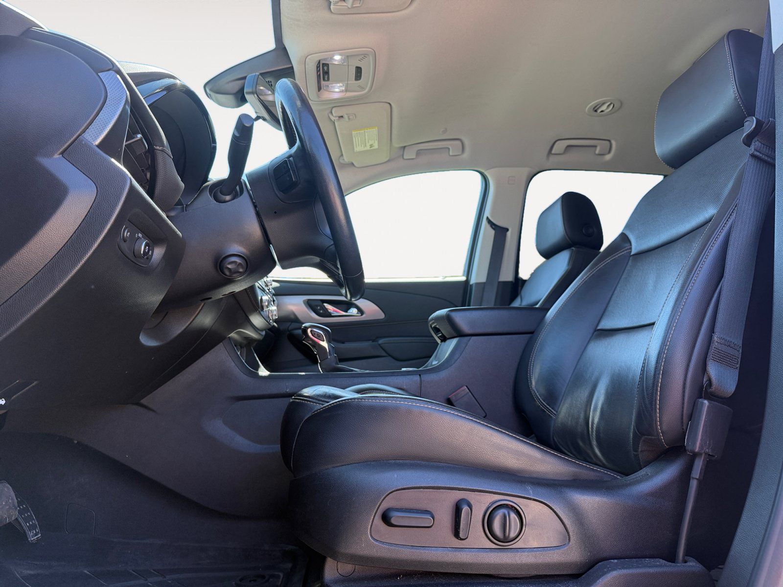 Certified 2021 Chevrolet Traverse Premier w/ LPO, Floor Liner Package AWD/4WD image 9