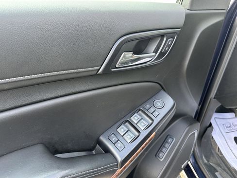 Used 2019 Chevrolet Suburban Premier w/ Max Trailering Package AWD/4WD image 19