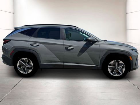 New 2026 Hyundai Tucson SEL image 9