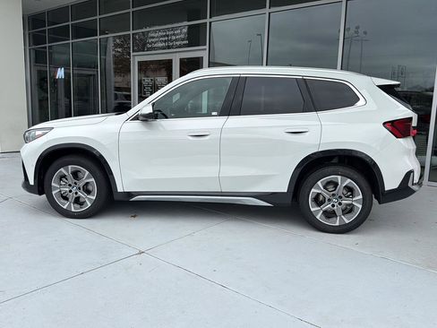 New 2026 BMW X1 xDrive28i w/ Technology Package image 3